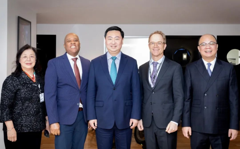 Chinese Consul General Chen Li Visits NYFA in New York